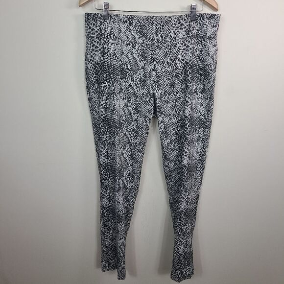 Peck & Peck Snakeskin Print Tummy Control Pant - Picture 2 of 9